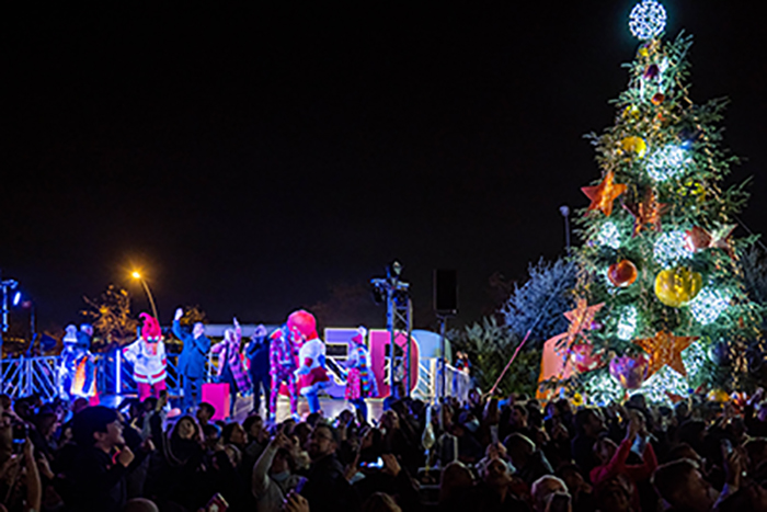 Acte Encesa de llums de Nadal a l'Hospital Sant Joan de Déu, Barcelona. Amb la participació de la Fundació PortAventura World. 14/12/22 Fotografies Gemma Miralda