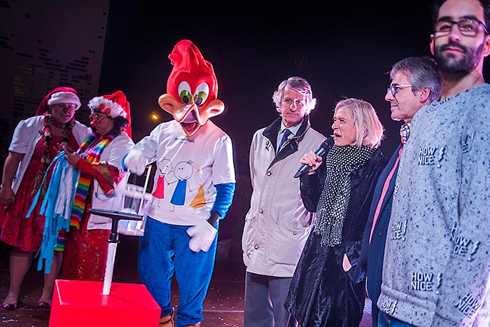 portaventura-fundacion-eventos-hospital-sant-joan-de-deu-encendido-luces-navidad-2015-38