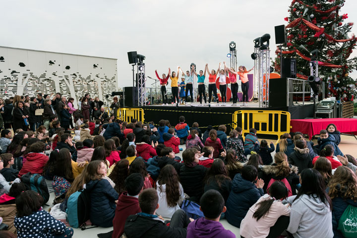 portaventura-fundacion-eventos-hospital-sant-joan-de-deu-encendido-luces-navidad-2018-14