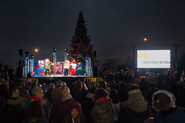 portaventura-fundacion-eventos-hospital-sant-joan-de-deu-encendido-luces-navidad-2018-34