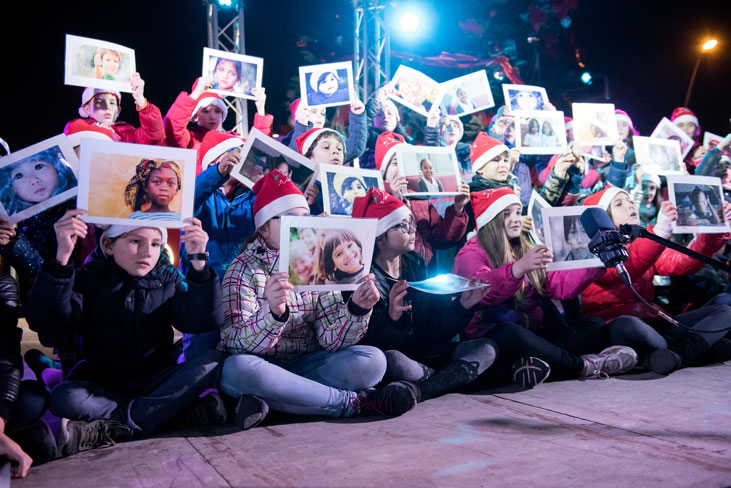 portaventura-fundacion-eventos-hospital-sant-joan-de-deu-encendido-luces-navidad-2018-44